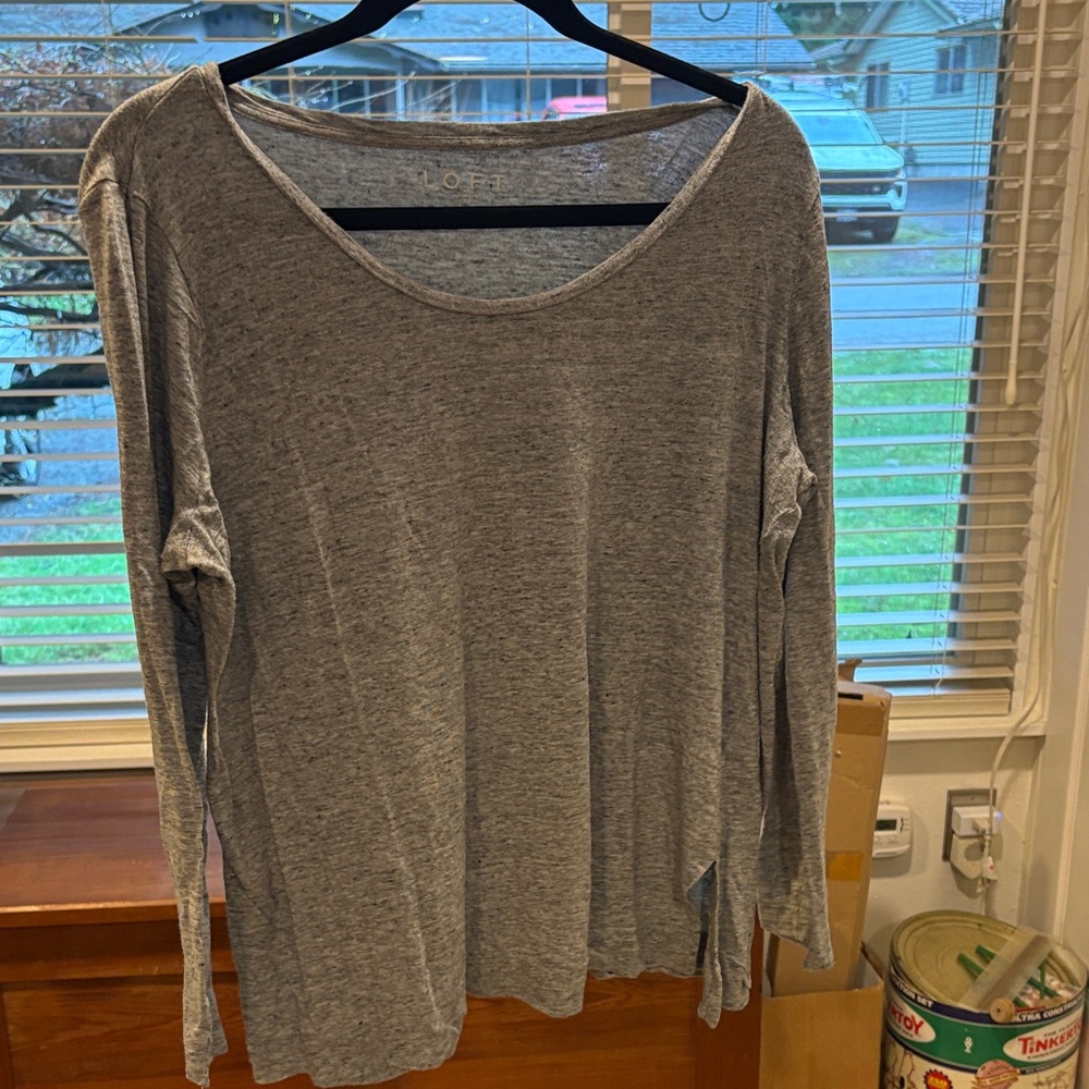 LOFT Heather Gray Long Sleeve Tee